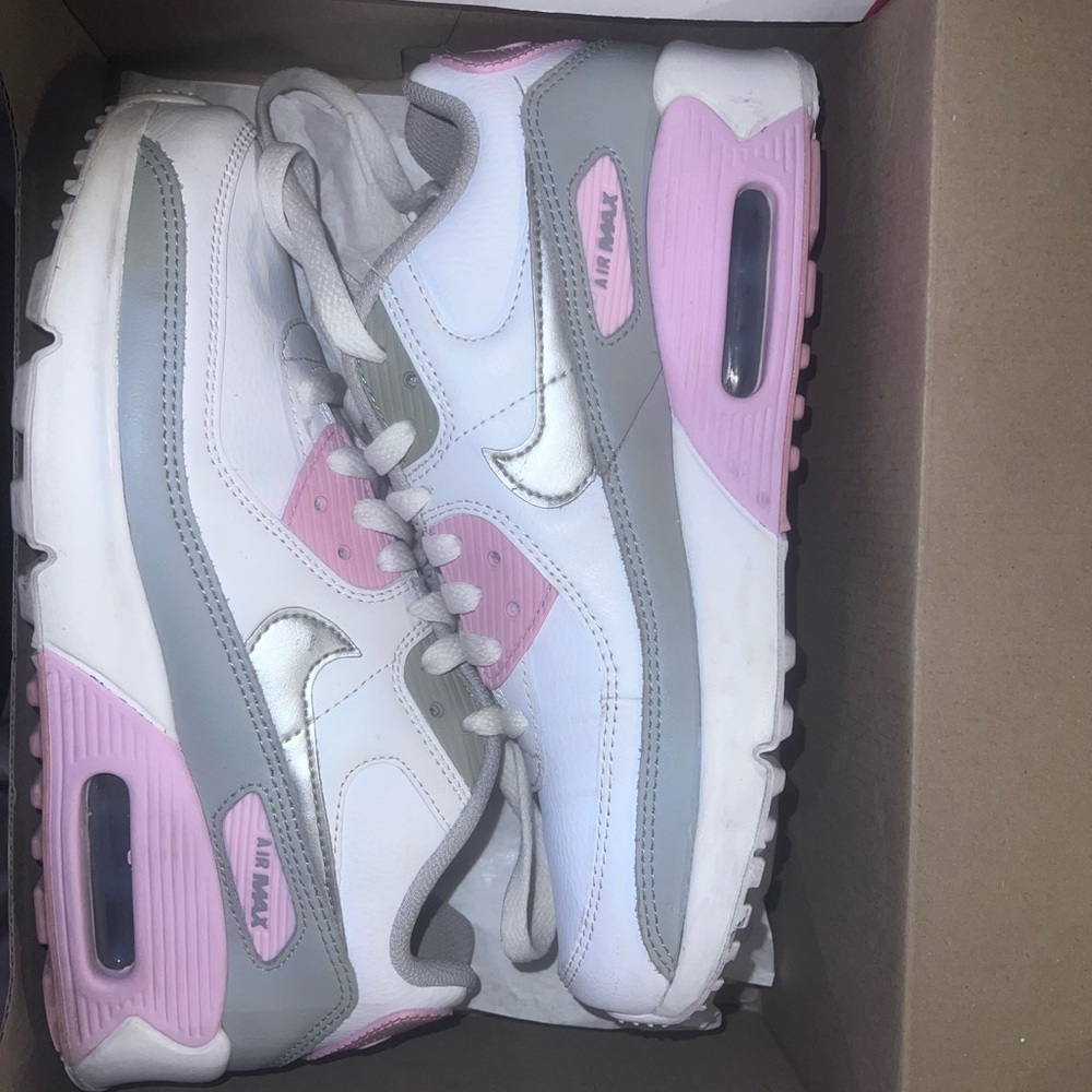 pink and grey nike air max 90